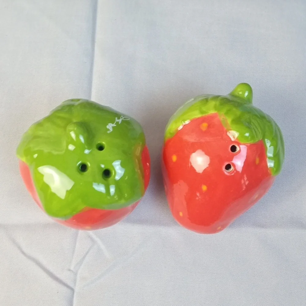 Ceramic Red Strawberry Salt and Pepper Shaker Set with Green Tops